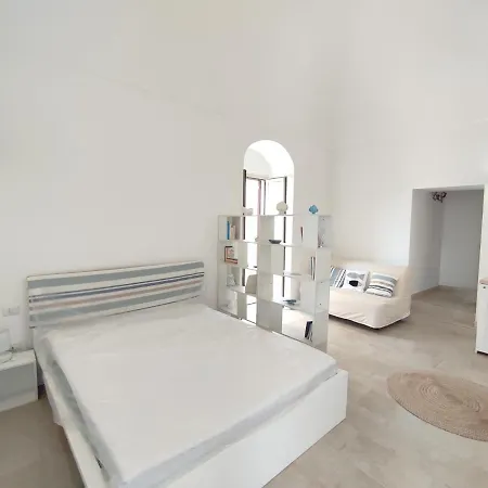 Elegante Monolocale Con Soppalco In Centro E Vicino Al Mare Appartamento *