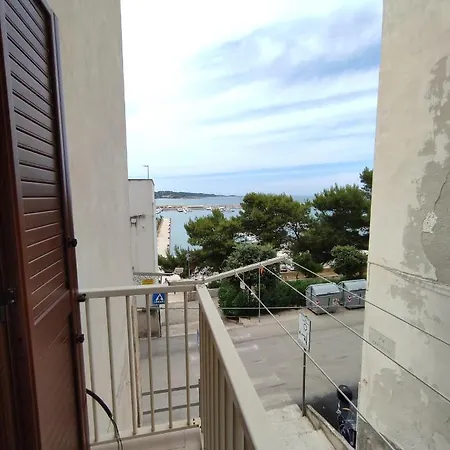 Apartment Elegante Monolocale Con Soppalco In Centro E Vicino Al Mare Vieste
