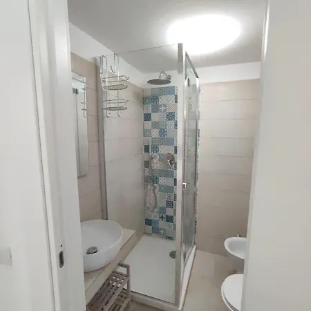 Elegante Monolocale Con Soppalco In Centro E Vicino Al Mare Appartamento *